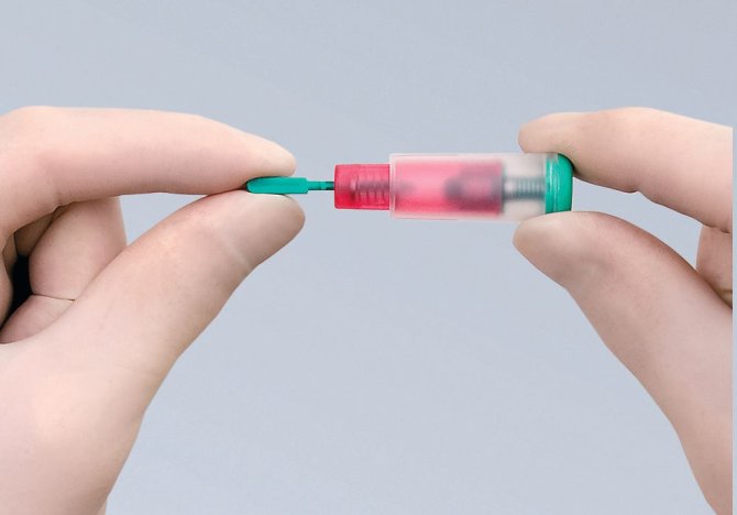 Solofix Safety Universal Sicherheitslanzette, rot [21 G, 1.8 mm] [200 Stück]