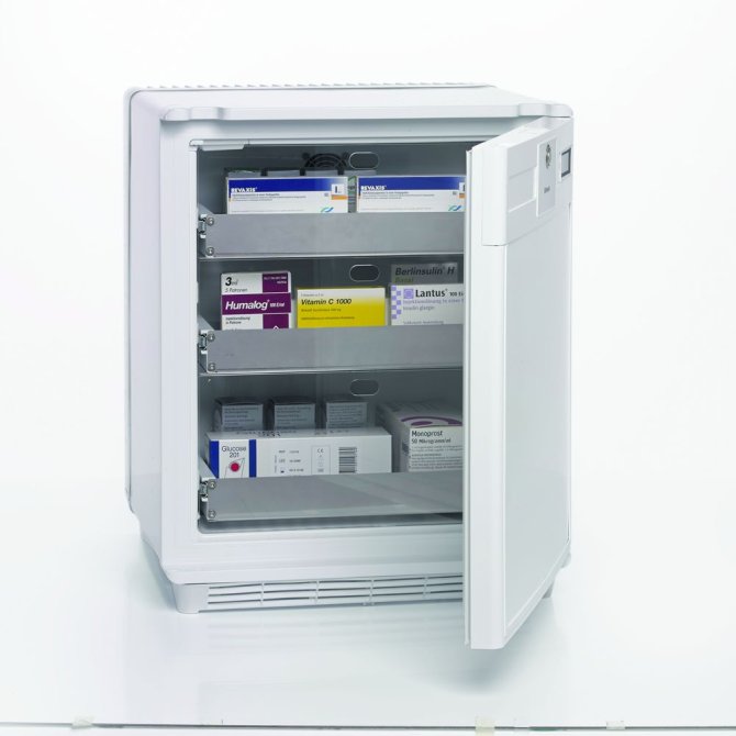 Medikamentenkühlschrank Bruttoinhalt 33 l Nutzungsvolumen 22 l [580 x 422 x 450 mm]