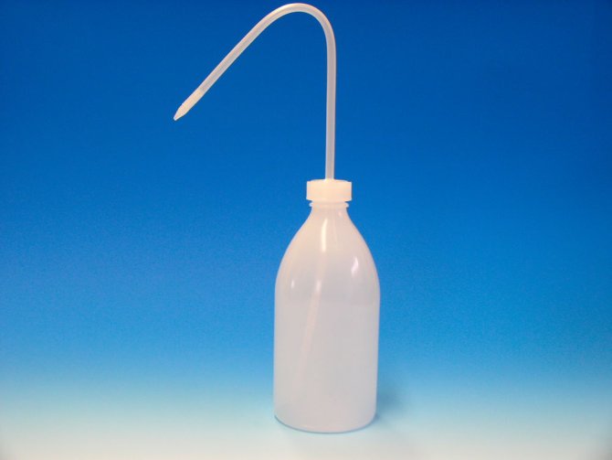 Spritzflasche 250 ml aus Polyethylen, flexibel, mit Spritzrohr