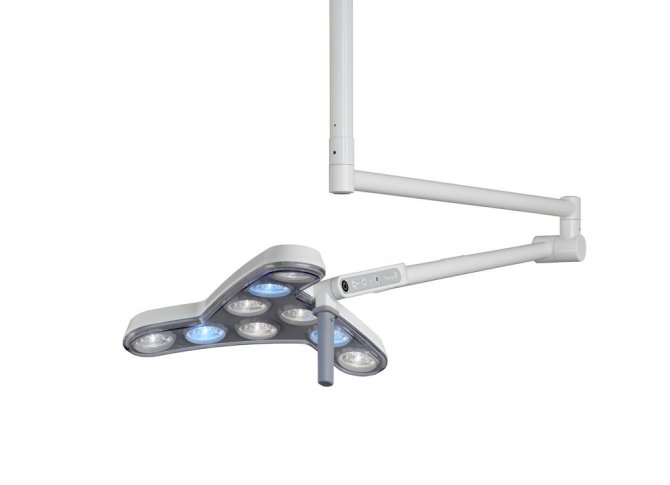 Behandlungsleuchte Triango Fokus 100-3 C Deckenmodell LED dimmbar farbveränderbar fokussierbar